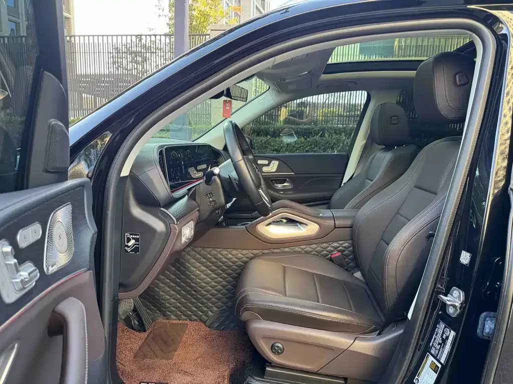 Mercedes-Benz GLE — фото 10