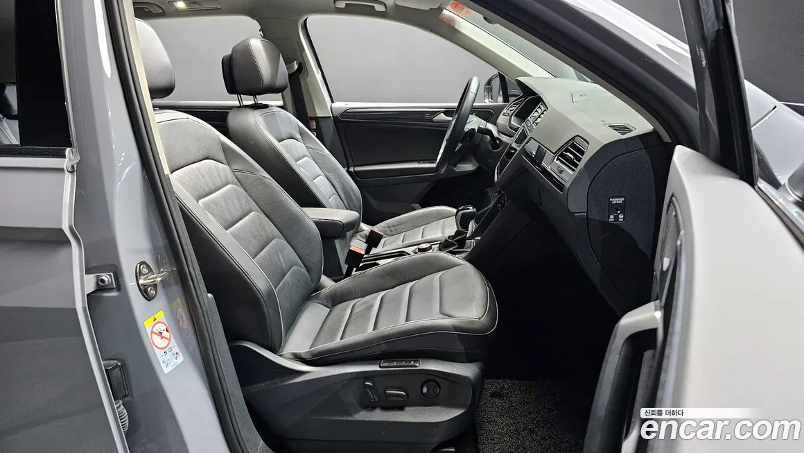 Volkswagen Tiguan — фото 10