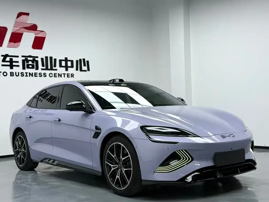BYD Seal — фото 3