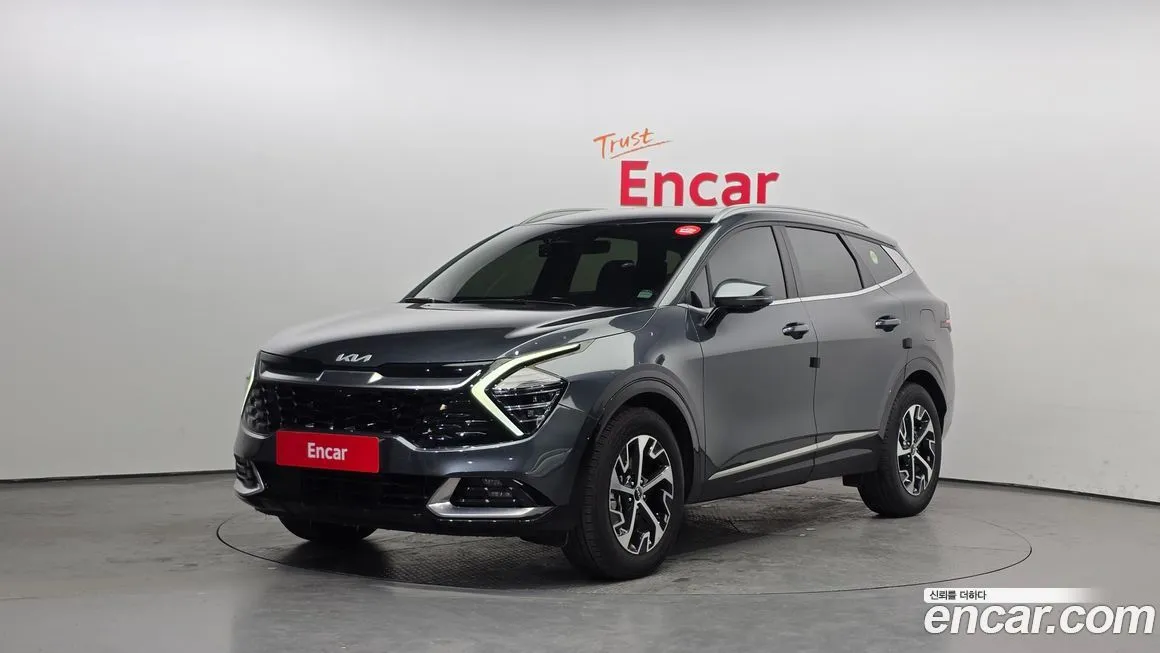 Kia Sportage — фото 1