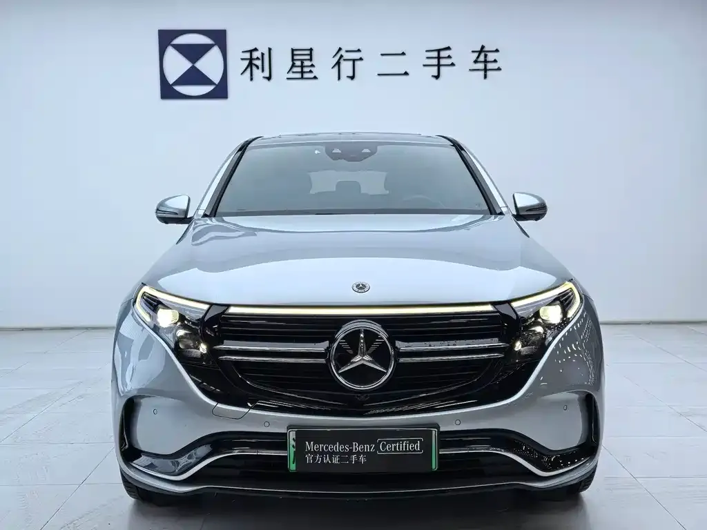 Mercedes-Benz EQC — фото 4