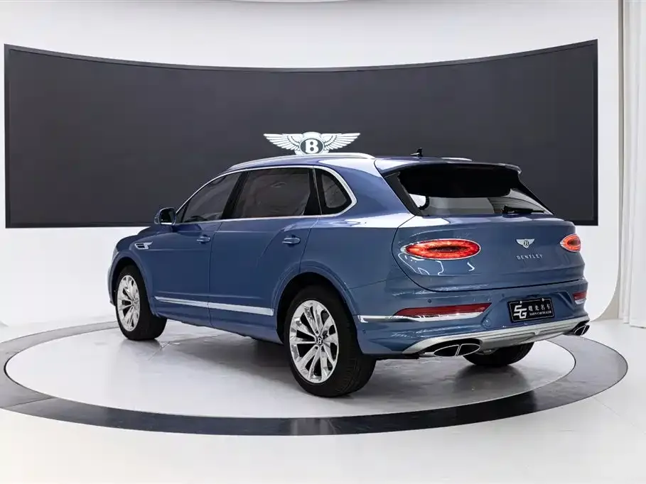 Bentley Bentayga — фото 5