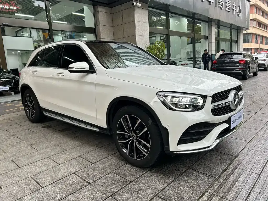 Mercedes-Benz GLC — фото 6