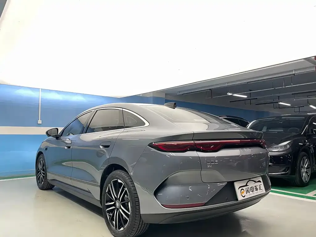 BYD Qin L — фото 9