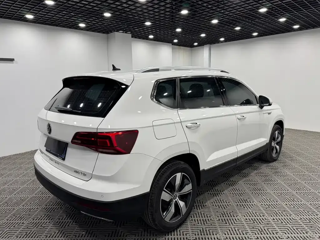 Volkswagen Tharu — фото 4