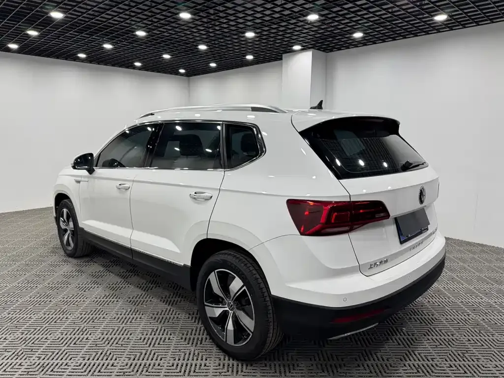 Volkswagen Tharu — фото 9