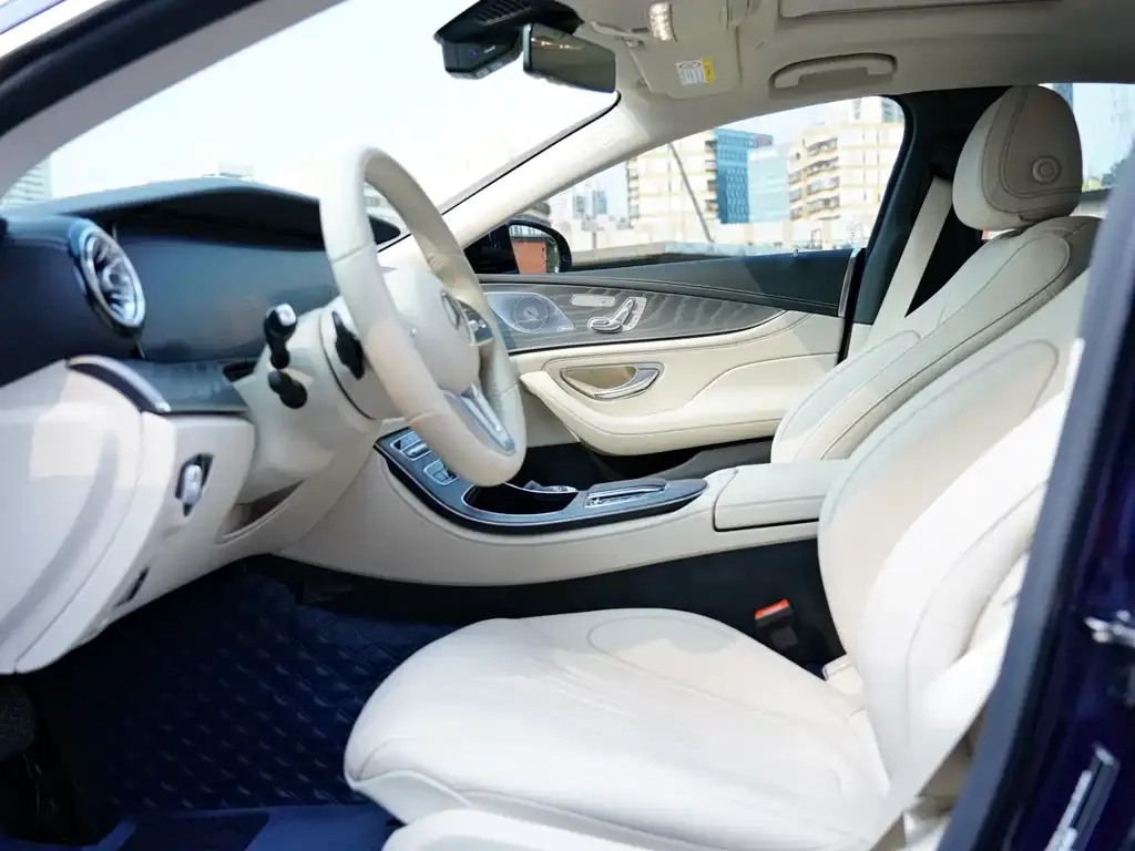 Mercedes-Benz CLS — фото 7