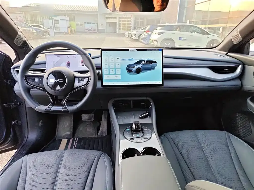 BYD Seal 06GT — фото 10