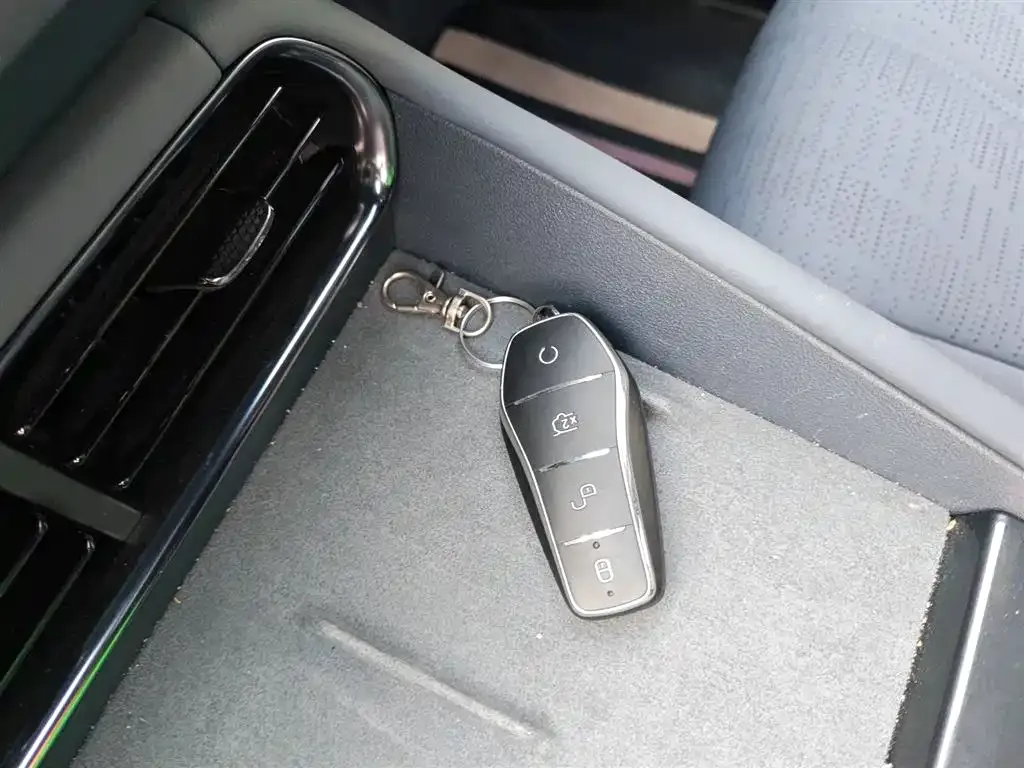 BYD Seal 06GT — фото 3