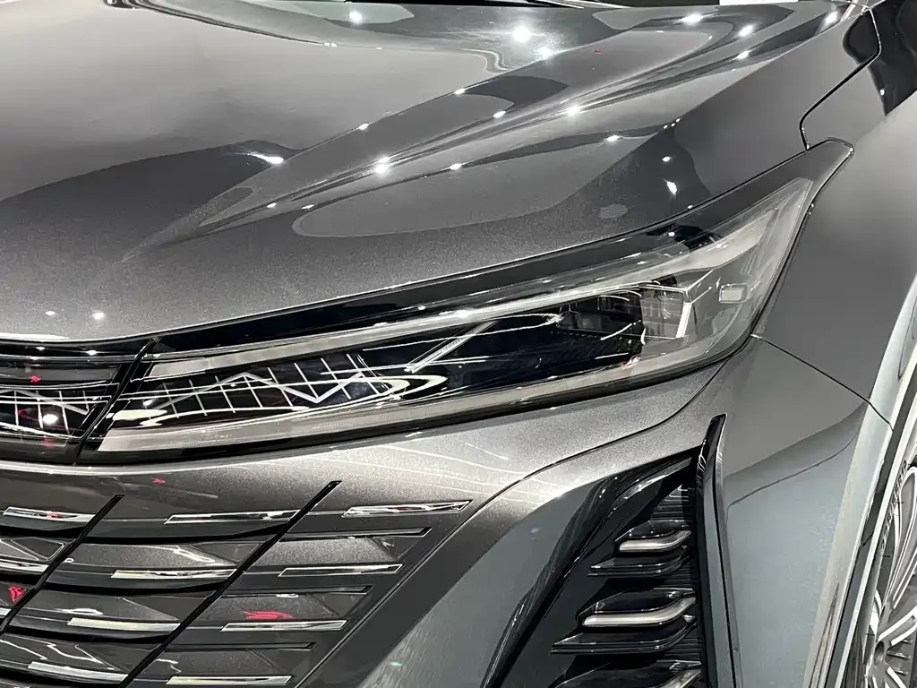 Changan CS75PLUS — фото 10