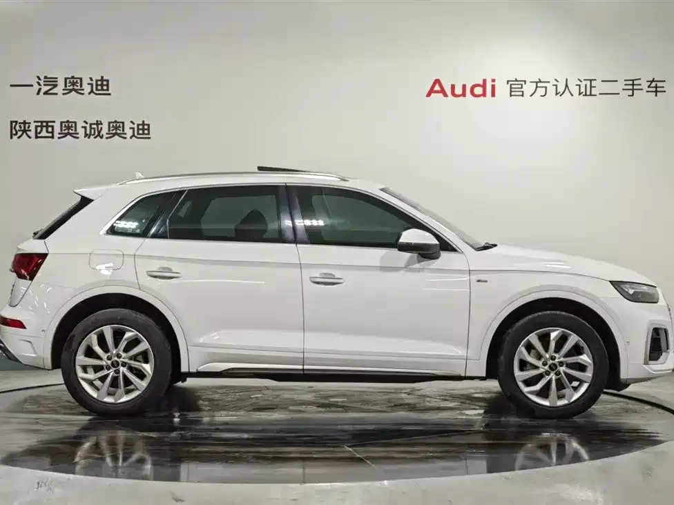 Audi Q5L — фото 2