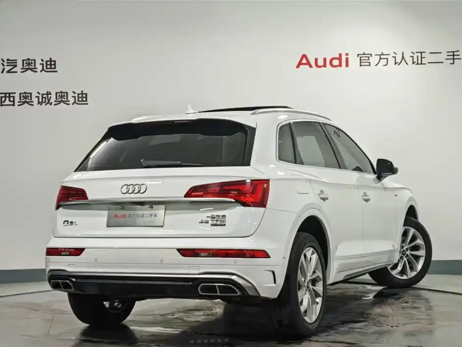 Audi Q5L — фото 3