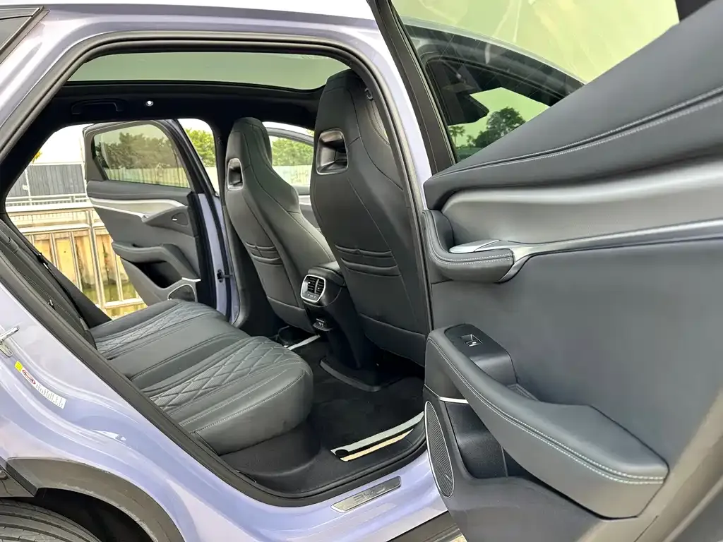 BYD Seal 07 EV — фото 10