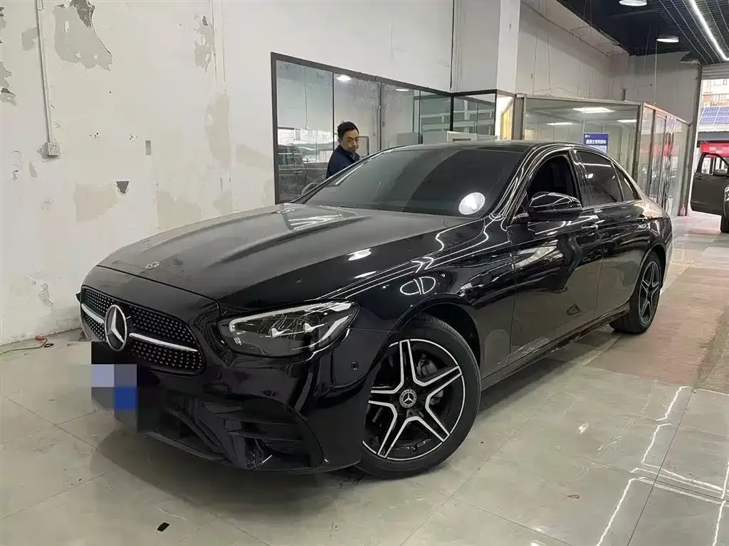 Mercedes-Benz E-Class (Import) — фото 1