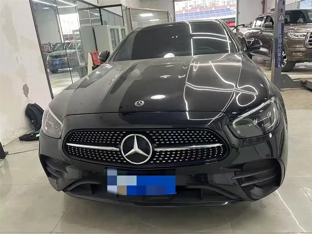 Mercedes-Benz E-Class (Import) — фото 8