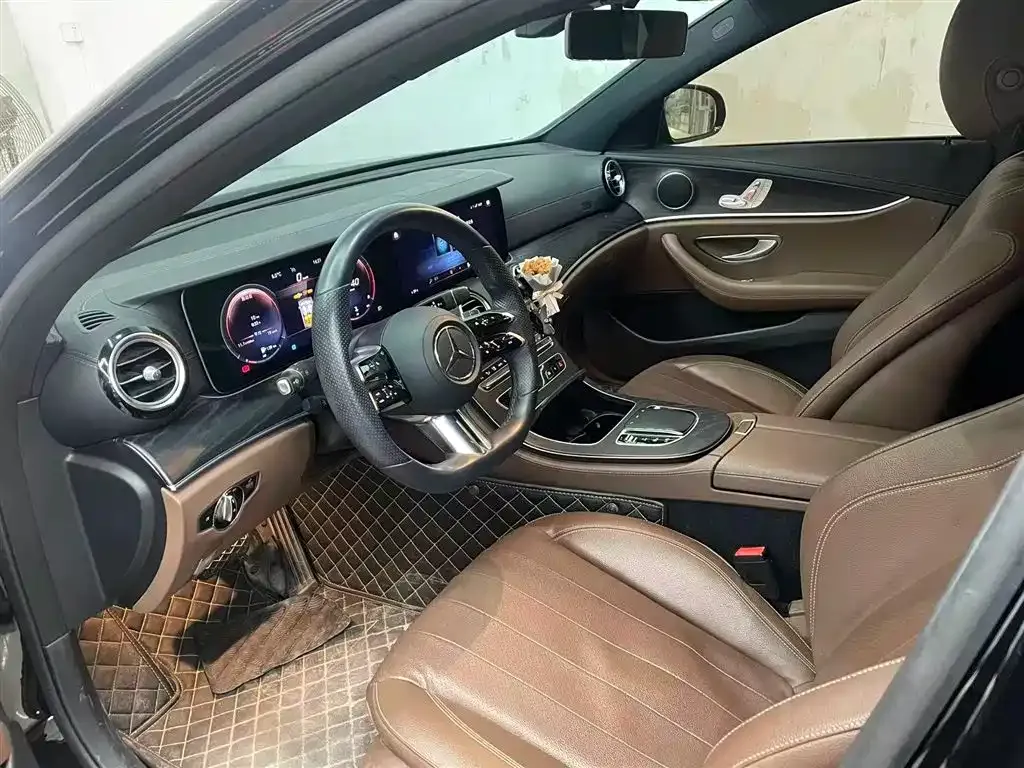 Mercedes-Benz E-Class (Import) — фото 5