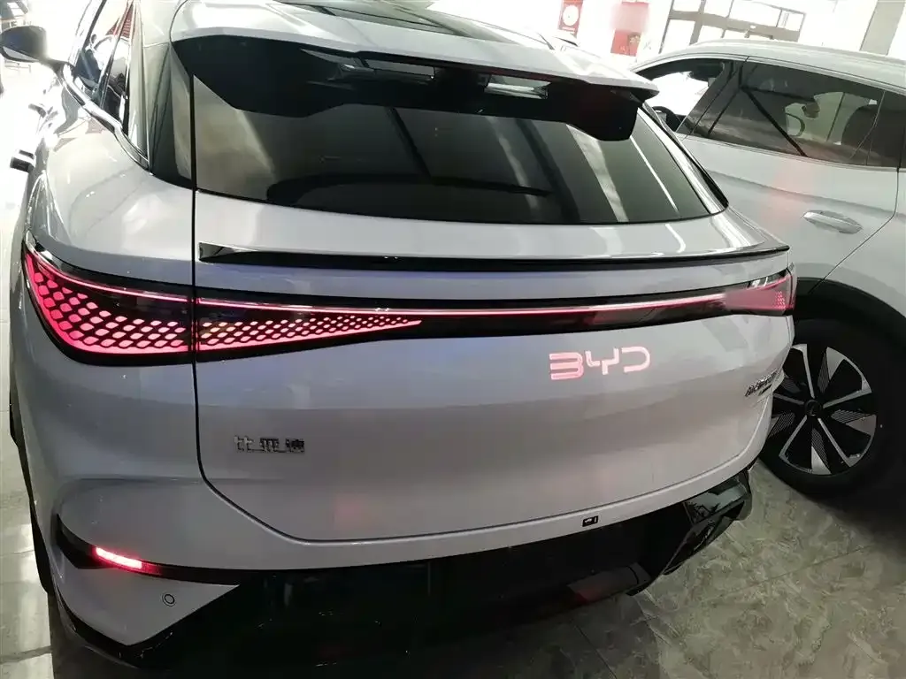 BYD Seal 07 EV — фото 6