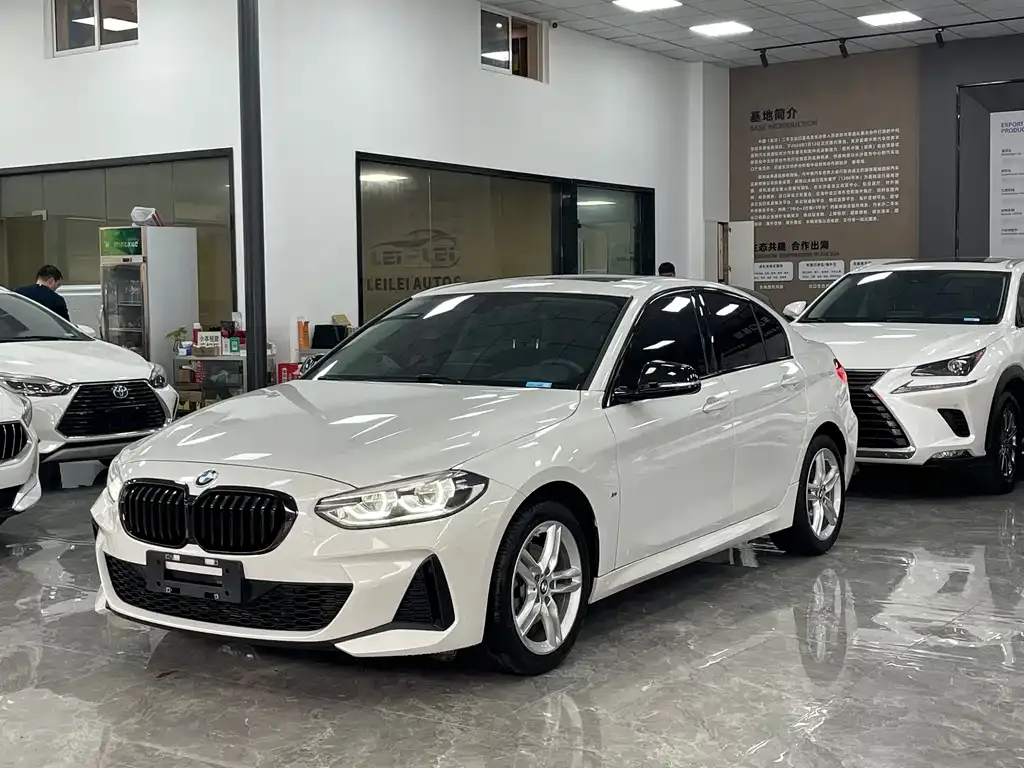 BMW 1 Series — фото 1