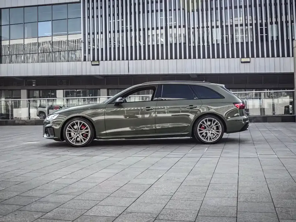 Audi S4 — фото 9