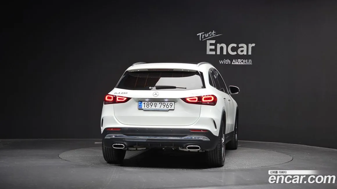 Mercedes-Benz GLA-Class — фото 4