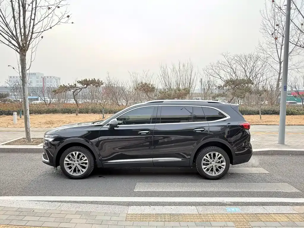Buick Envision Plus — фото 5