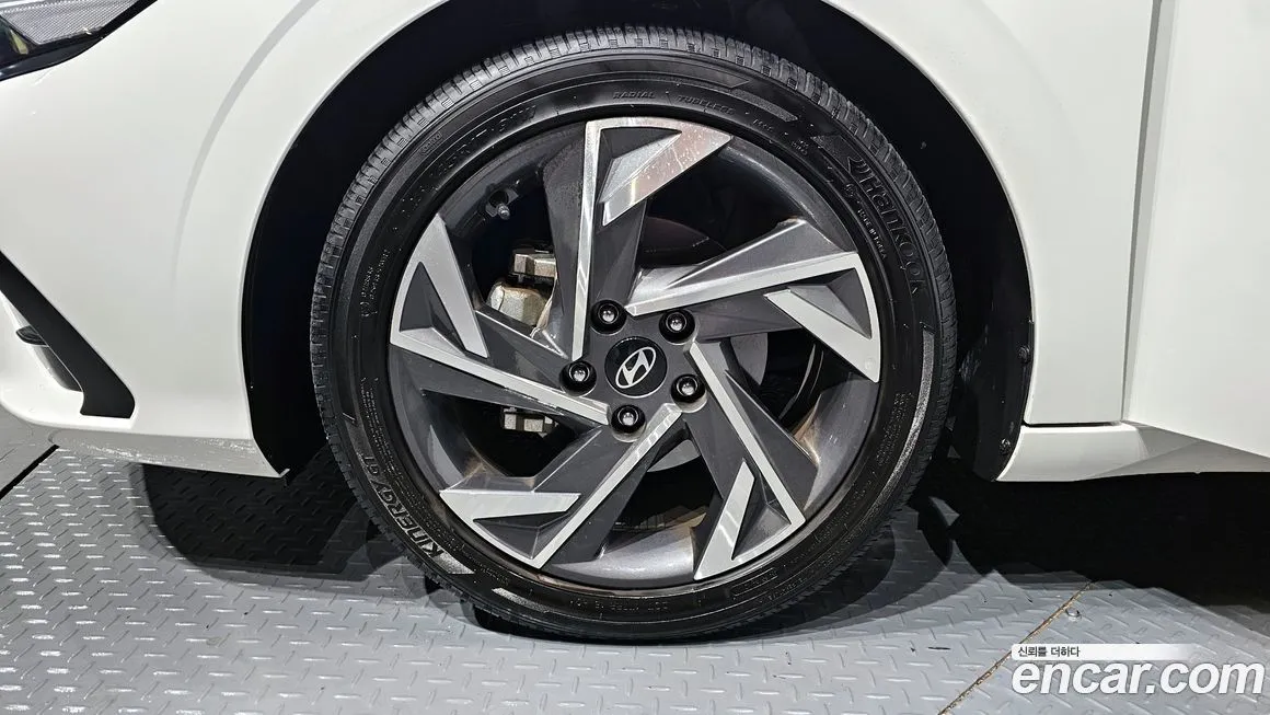 Hyundai AVANTE — фото 7