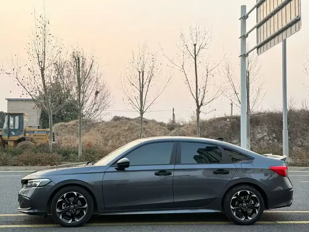 Honda Civic — фото 2