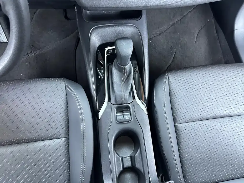 Toyota Levin — фото 10