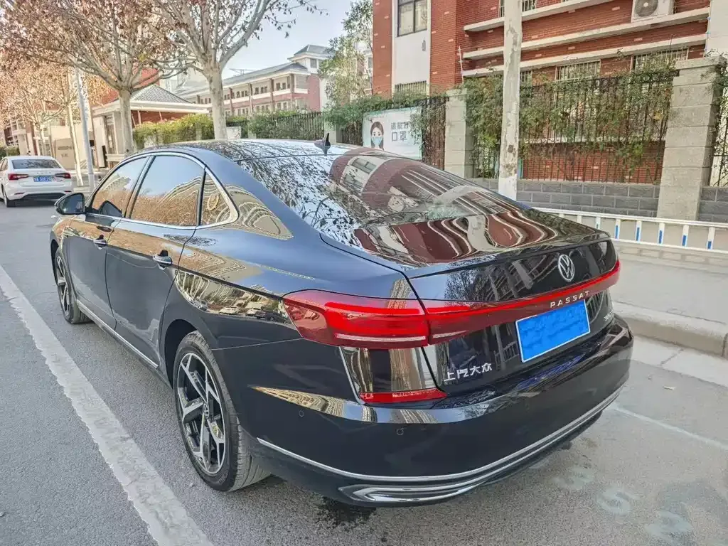 Volkswagen Passat — фото 5