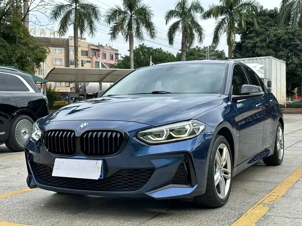 BMW 1 Series — фото 1