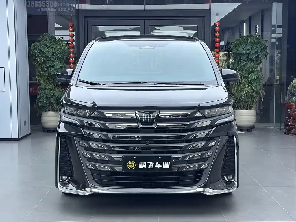 Toyota Vellfire — фото 9