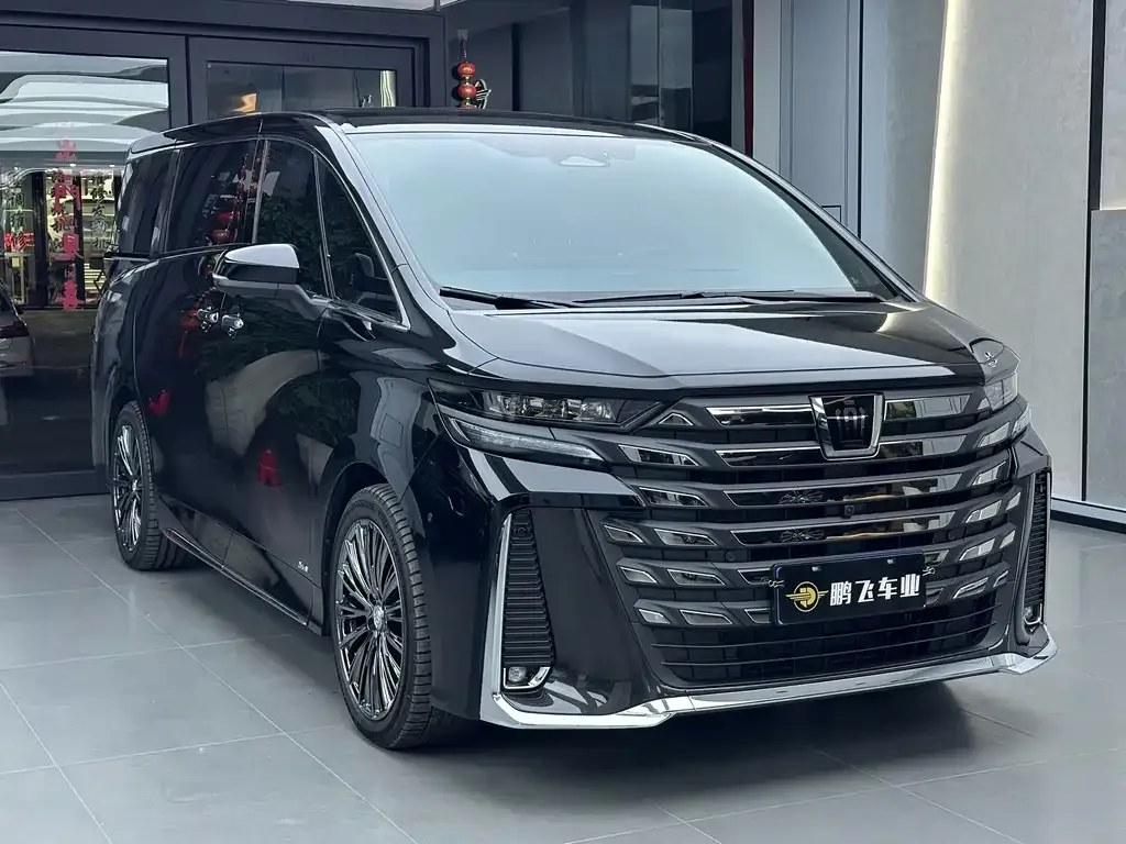 Toyota Vellfire — фото 5