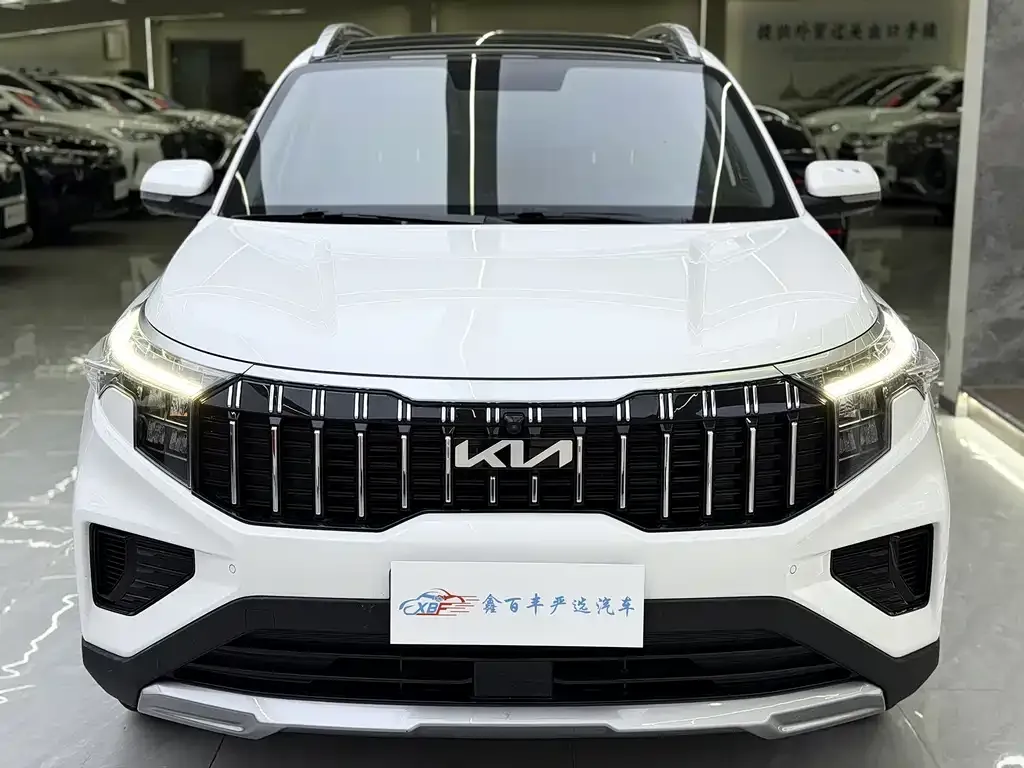 Kia Sportage — фото 7