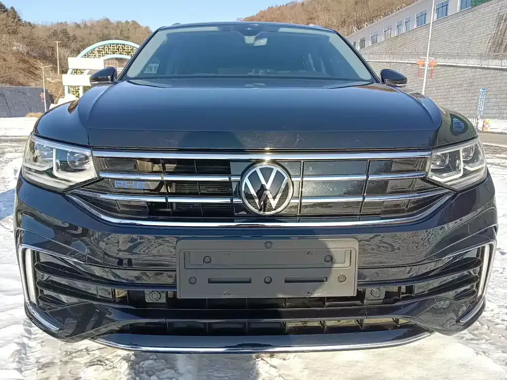 Volkswagen Tiguan L New Energy — фото 8