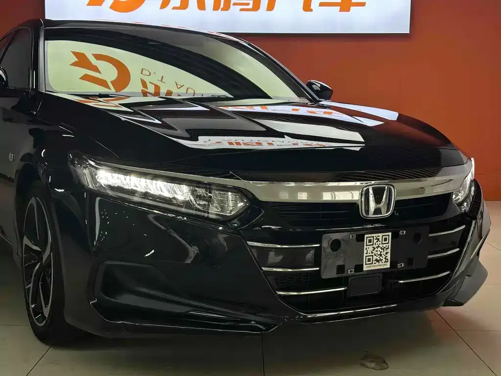 Honda Accord — фото 6