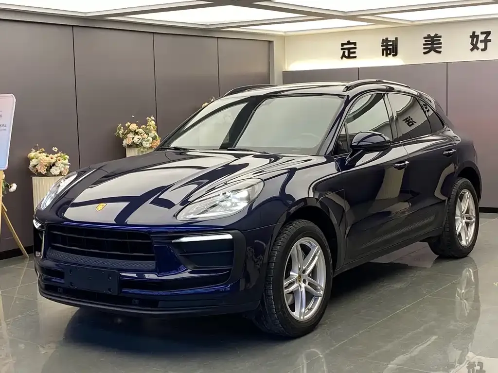 Porsche Macan — фото 1