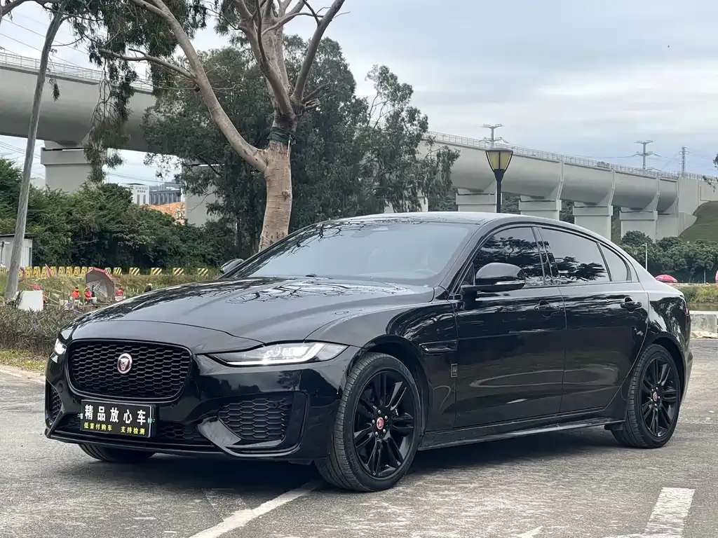 Jaguar XEL — фото 1