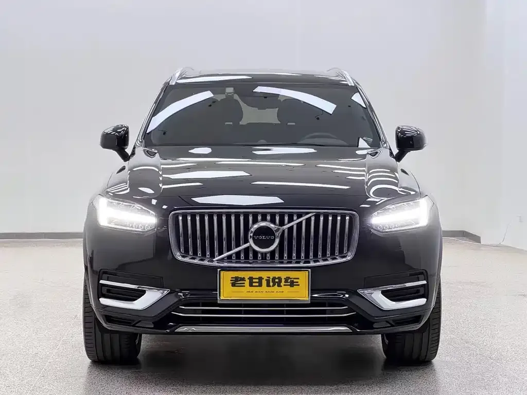 Volvo XC90 — фото 6
