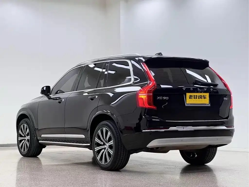 Volvo XC90 — фото 4