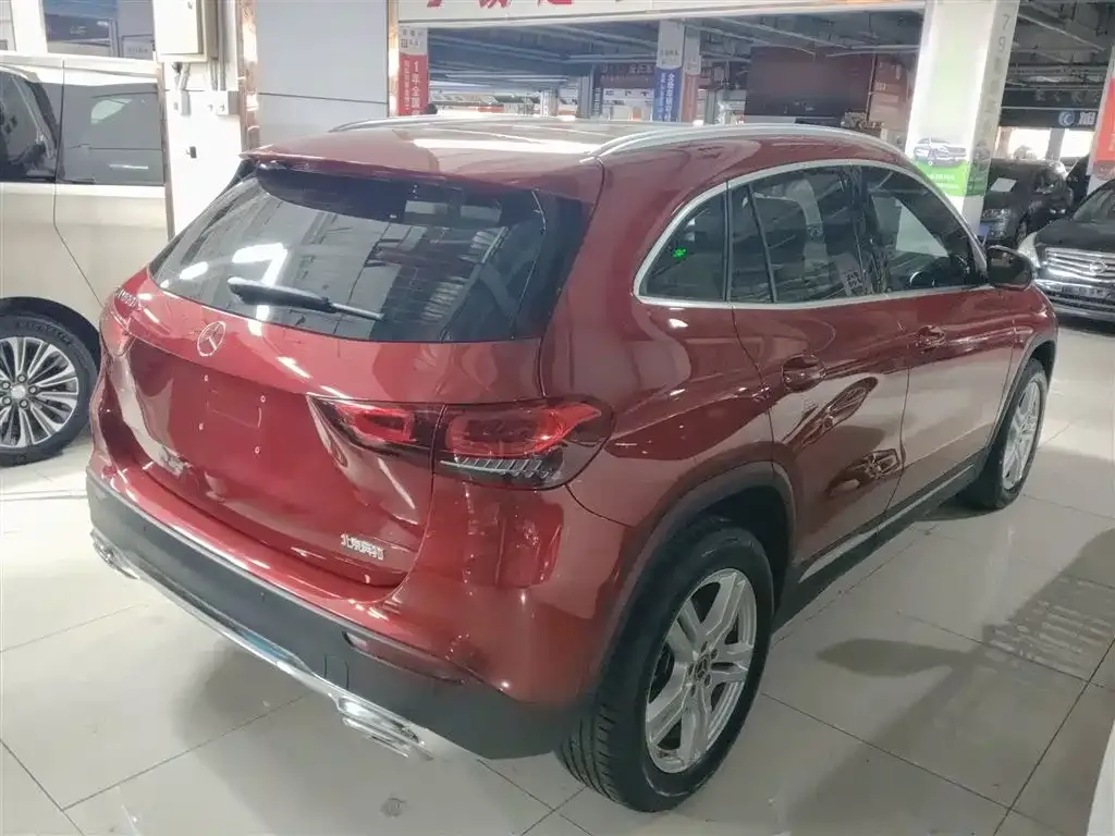 Mercedes-Benz GLA — фото 8