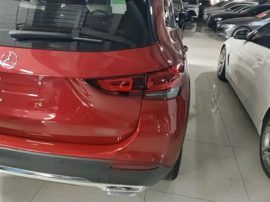 Mercedes-Benz GLA — фото 3