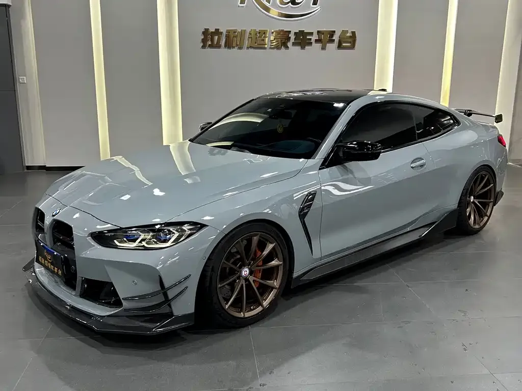 BMW M4 — фото 1