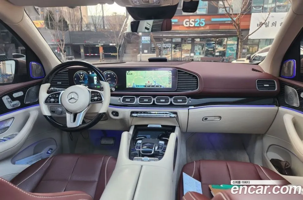 Mercedes-Benz GLS-Class — фото 10