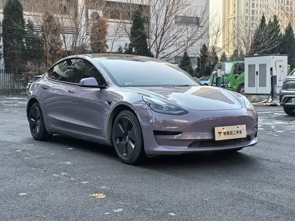 Tesla Model 3 — фото 3