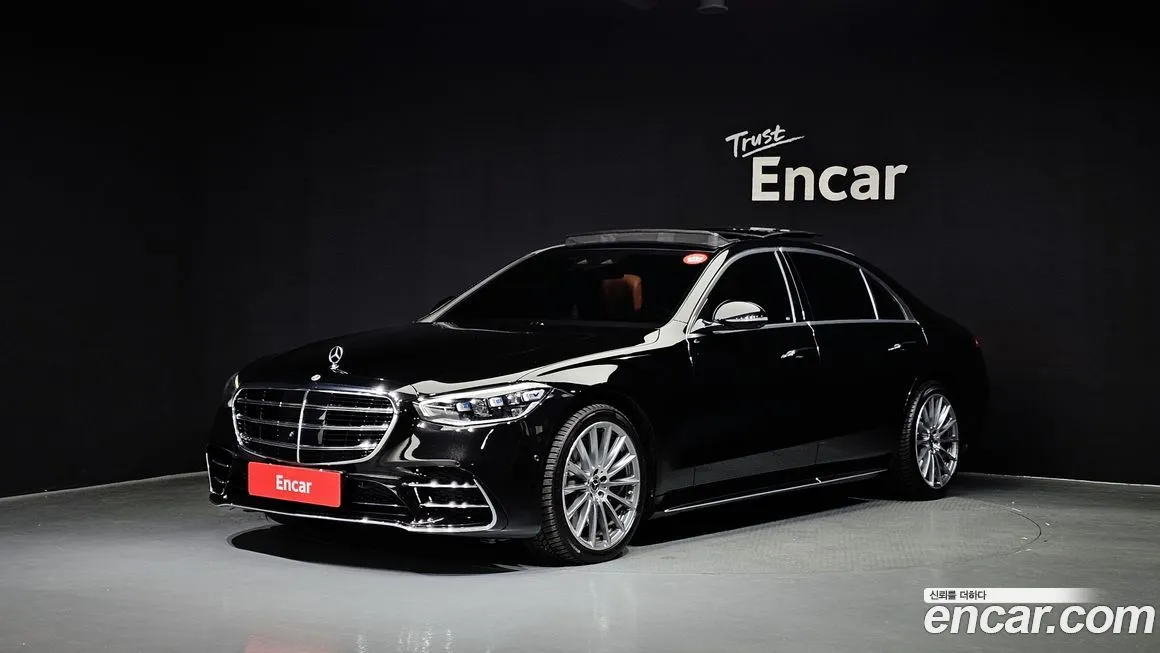 Mercedes-Benz S-Class — фото 1