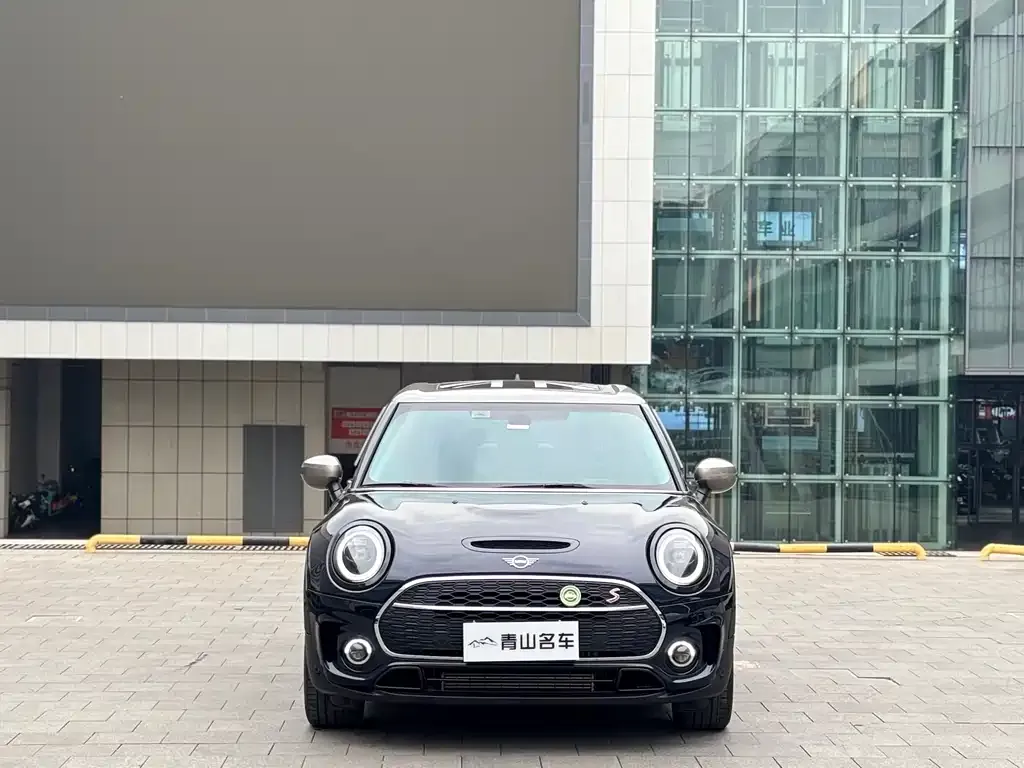 MINI Clubman — фото 7