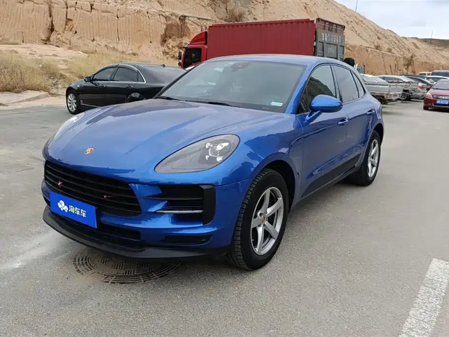 Porsche Macan — фото 1