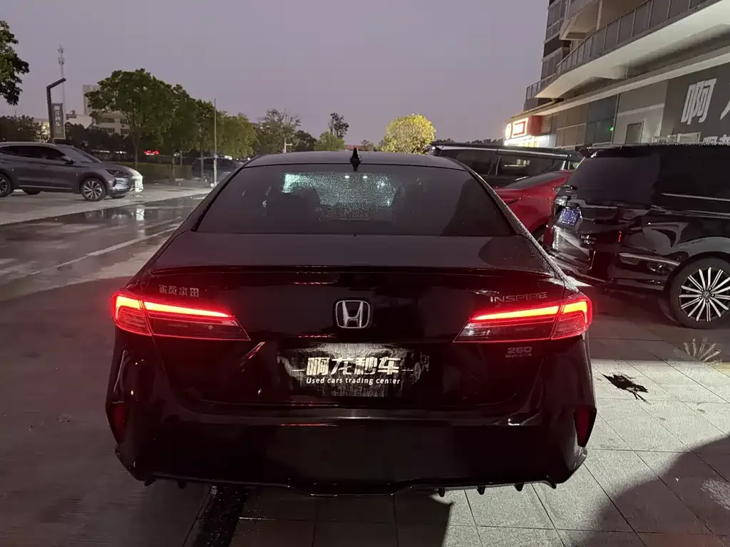Honda Inspire — фото 9