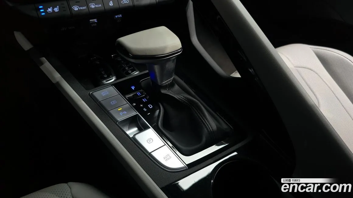 Hyundai AVANTE — фото 4