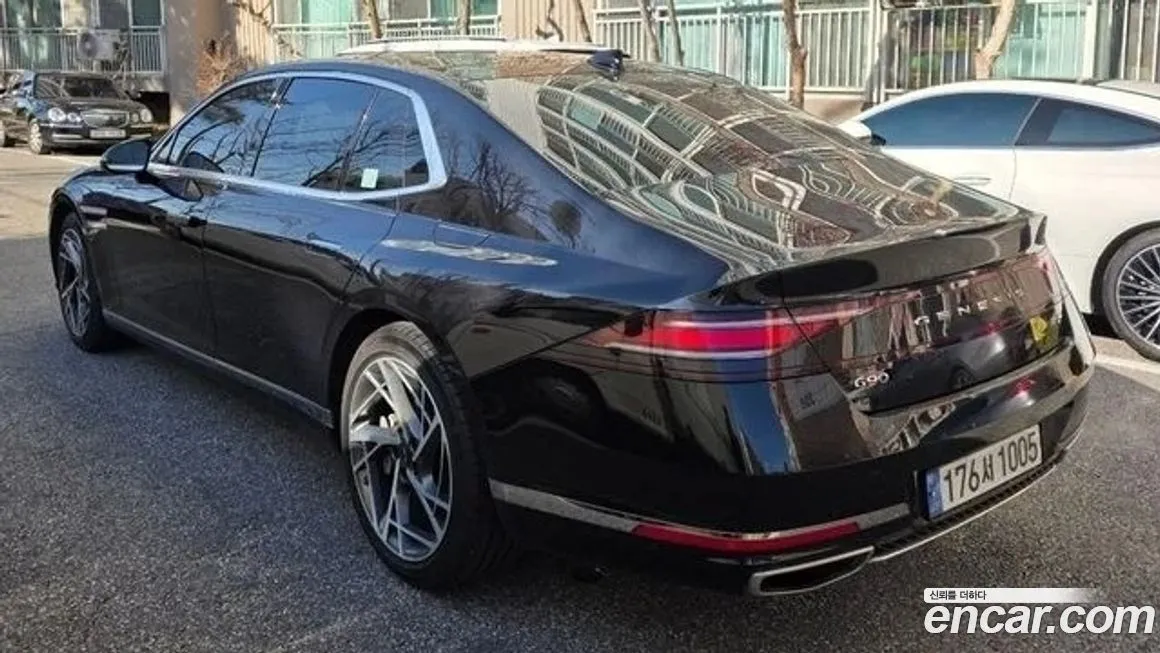 Genesis G90 — фото 10